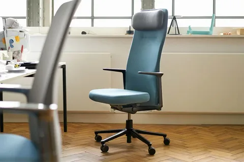 تصویر 2 از صندلی اداری ارگونومیک با تطبیق پذیری کامل